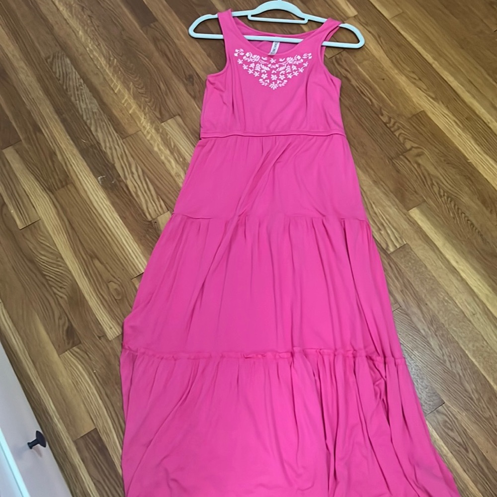 CHEROKEE pink ping dress with white embroider design